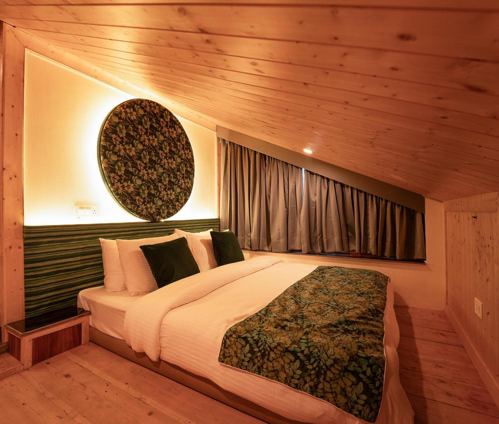 Nazaara - A Luxe Retreat Hotel Manali  Exterior photo