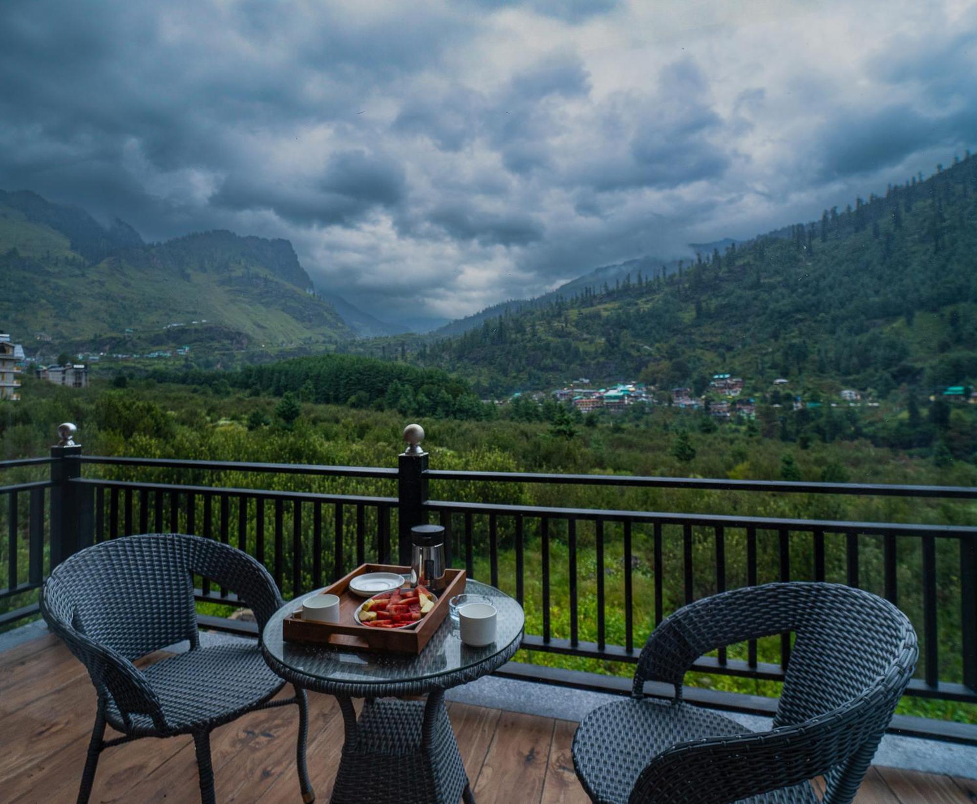 Nazaara - A Luxe Retreat Hotel Manali  Exterior photo