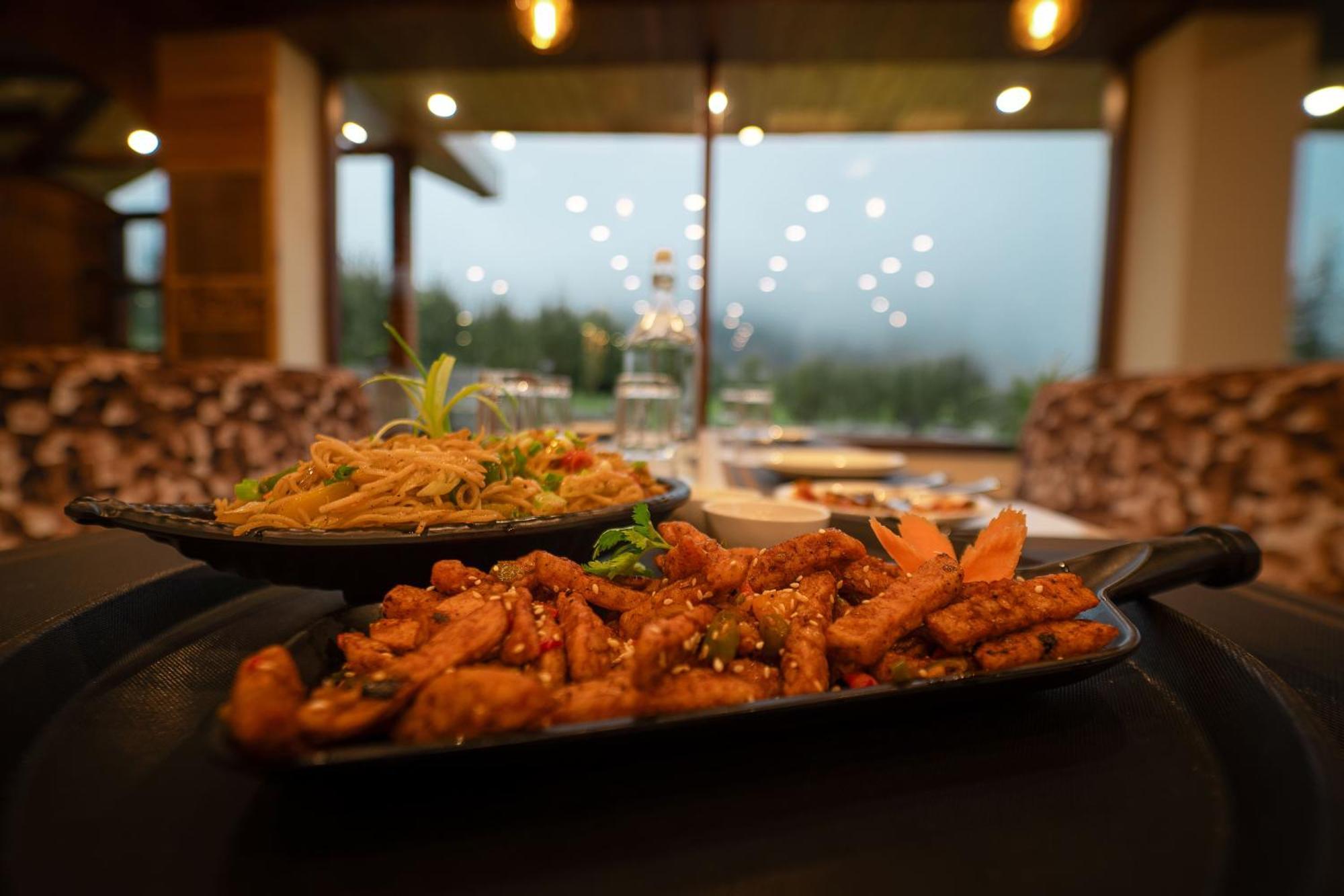 Nazaara - A Luxe Retreat Hotel Manali  Exterior photo