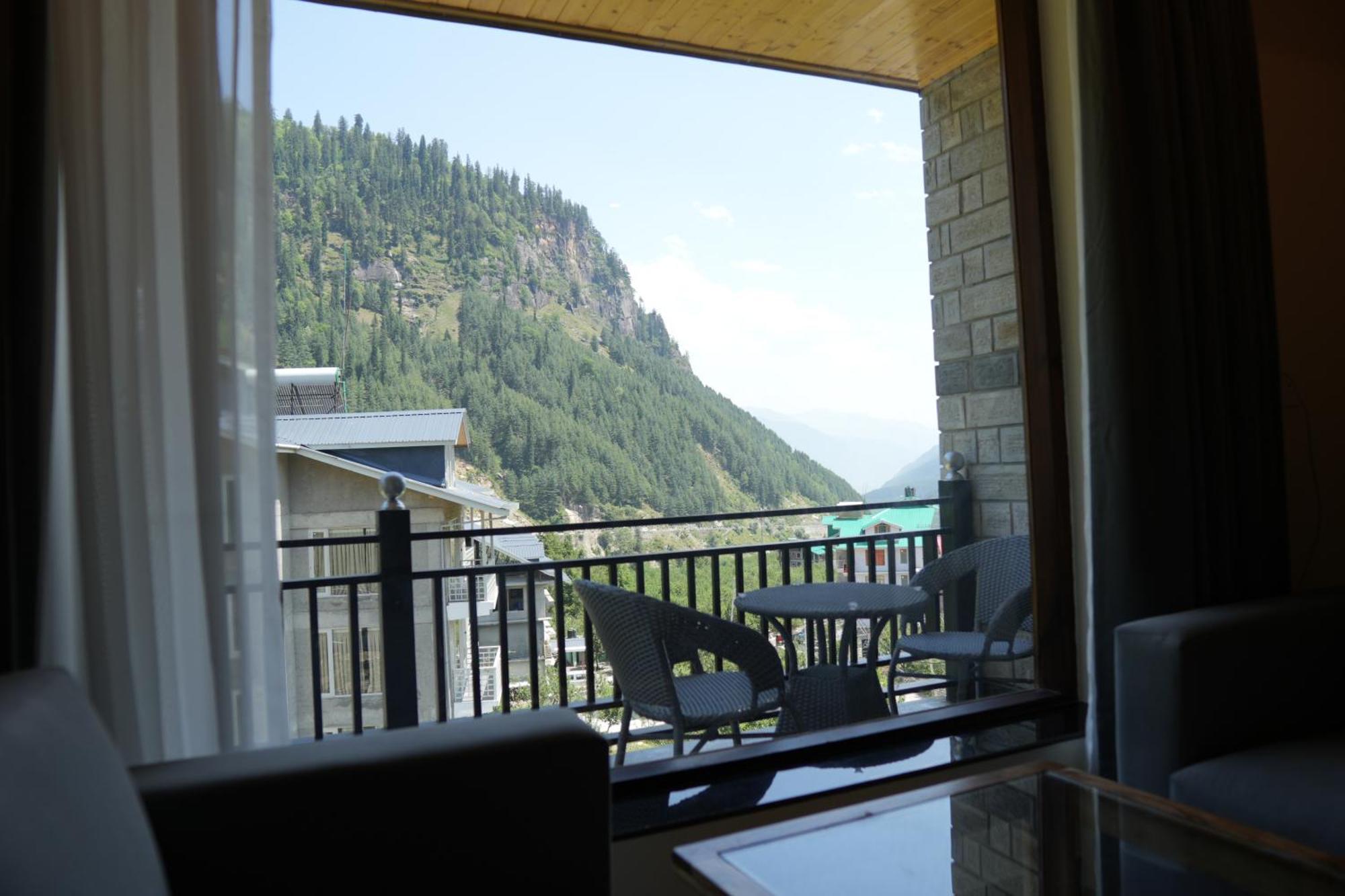 Nazaara - A Luxe Retreat Hotel Manali  Exterior photo